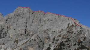 Sasso delle Undici, Gruppo del Cimonega, Dolomiti Feltrine: tracciato via normale dal Passo del Comedon.